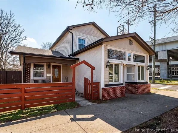 431 W Market Street, Jeffersonville, IN 47130