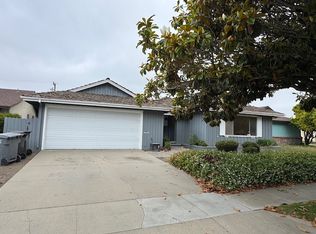 27 Santa Monica Ct, Salinas, CA 93901