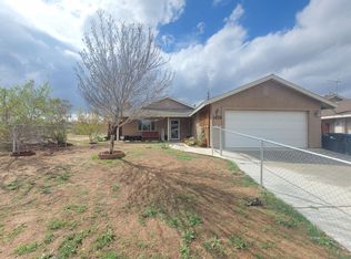 1533 S McCall St, Ridgecrest, CA 93555