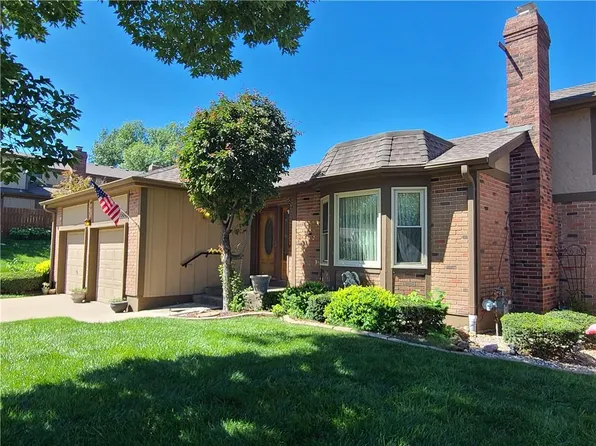 1506 N 43rd St, Saint Joseph, MO 64506