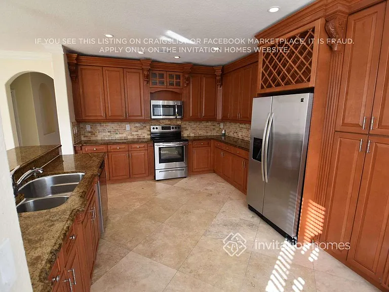 15350 SW 23rd St — Photo 4