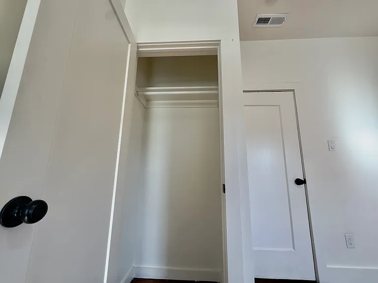 1303 Adeline St — Photo 49