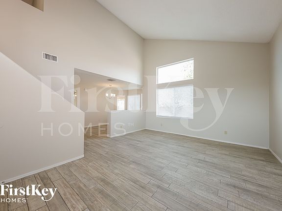 3rd image of 3017 W Sun Ranch Trl