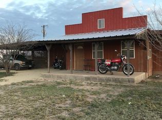761 James St, Hermleigh, TX 79526