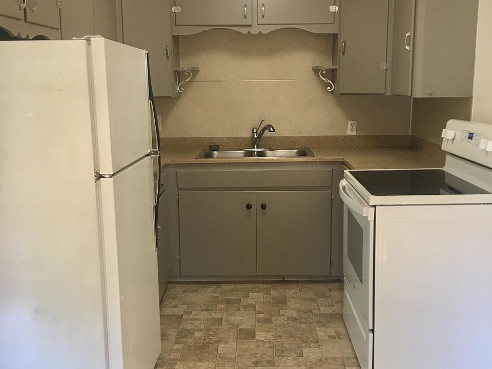 1st image of 123 1/2 N Yakima Ave #104