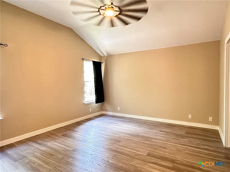 2029 Northview Dr — Photo 16