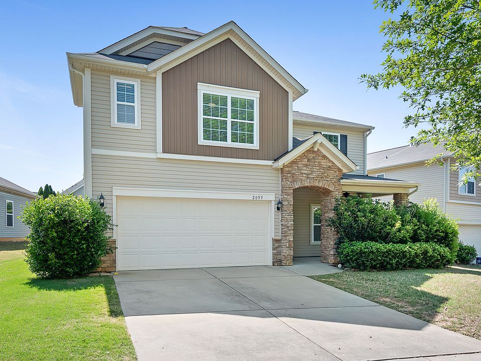 1st image of 2059 Blue Iris Dr