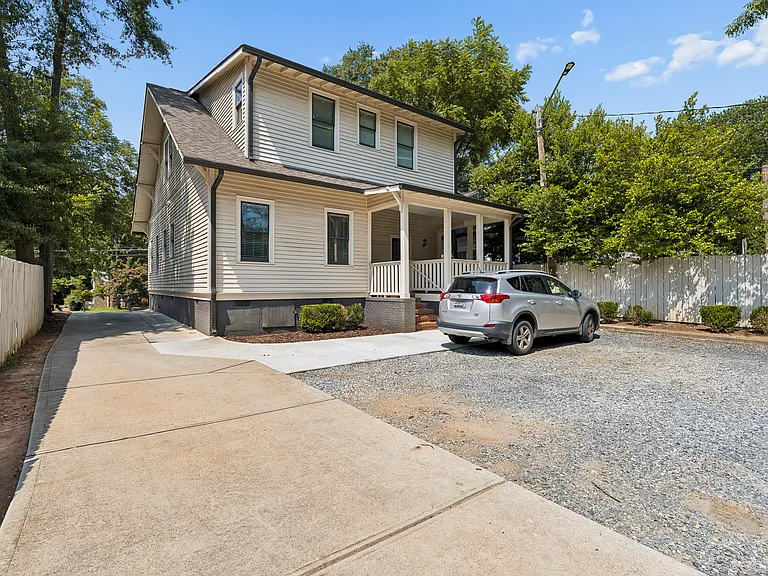 1029 Greenwood Ave NE #1 — Photo 24