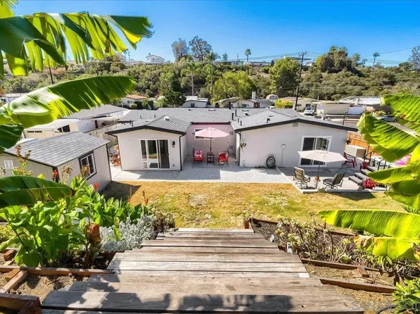 4902 Chateau Dr, San Diego, CA 92117