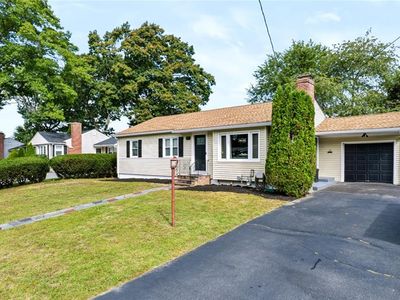 27 Kalmer Rd, Warwick, RI, 02886