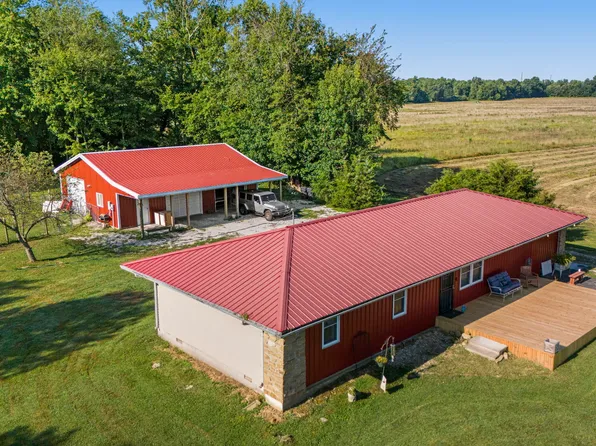 741 W Booe Rd, Austin, IN 47102