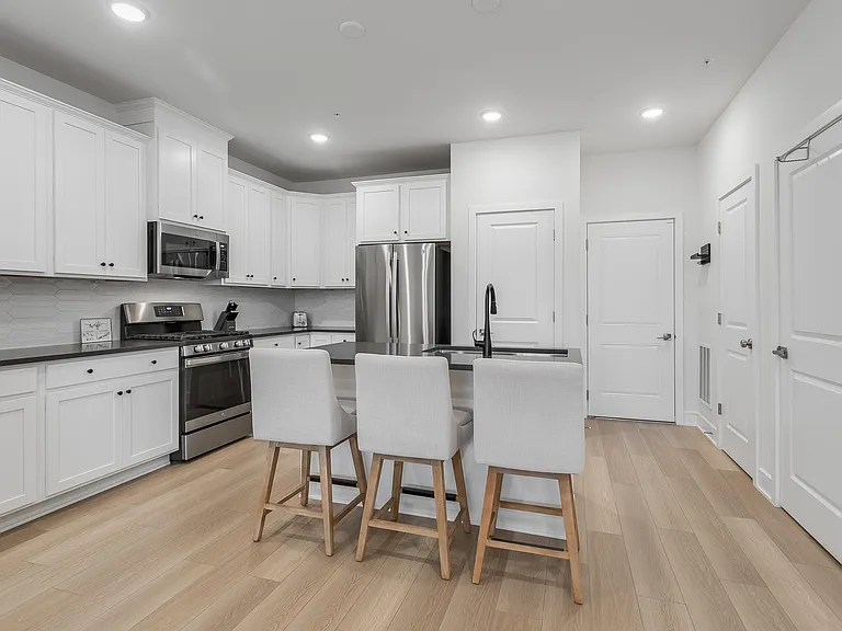 42708 Darala Dr — Photo 6