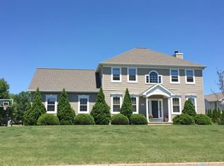 821 McCastlen St, Green Bay, WI 54301