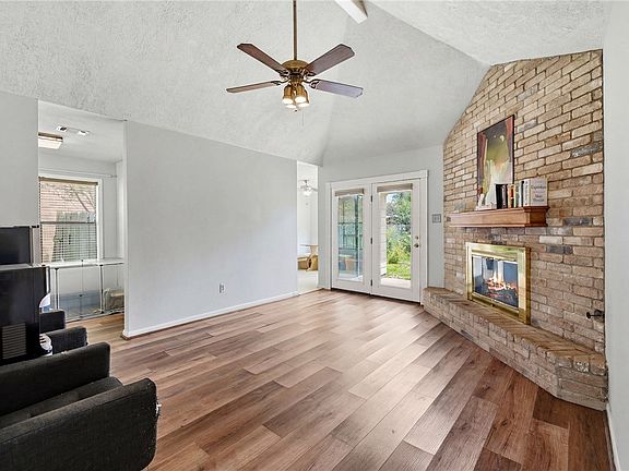 5th image of 3912 Sierra Ct