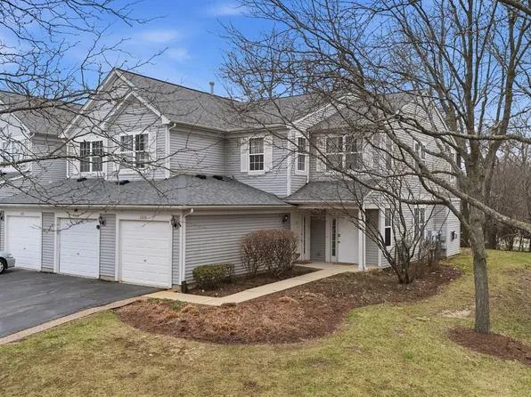 1313 Brookdale Dr, Carpentersville, IL 60110