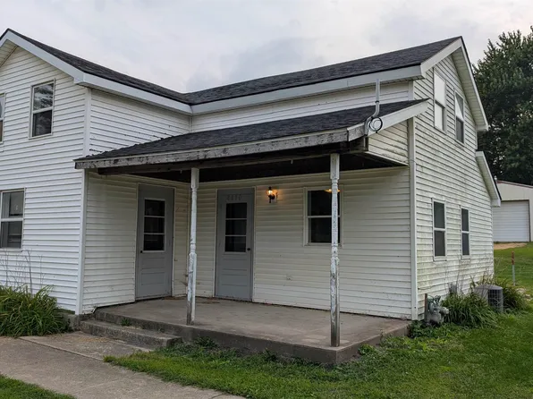 8870 N Main St, Leaf River, IL 61047