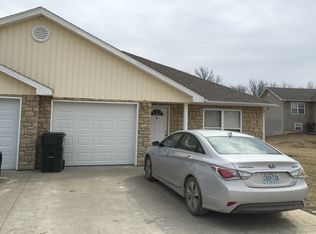 133 NW 171st Rd APT B, Warrensburg, MO 64093
