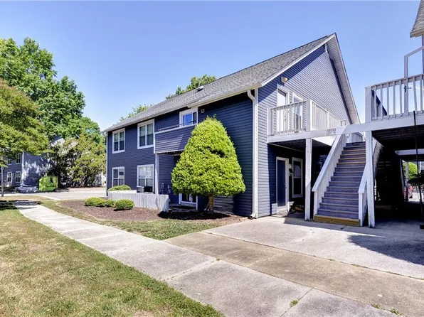 12757 Saint James Pl APT F, Newport News, VA 23602