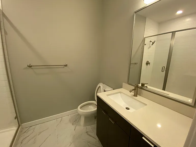 ONE501 — Photo 127