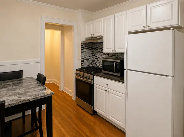 12 Woodbury Ave APT 1, Norwalk, CT 06850