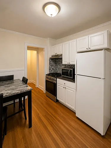 12 Woodbury Ave #1 Photo 1