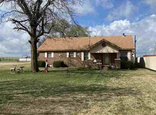 15912 S 66th St, Bison, OK 73720