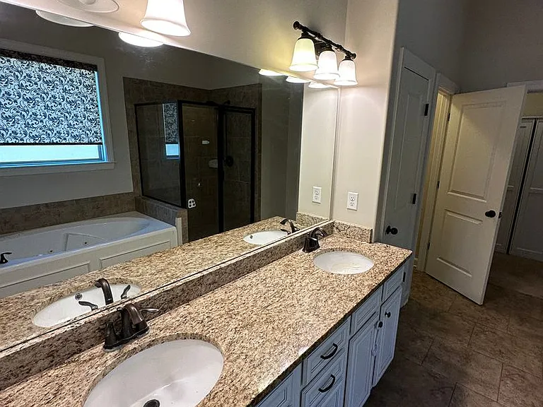 7294 Old South Dr — Photo 17