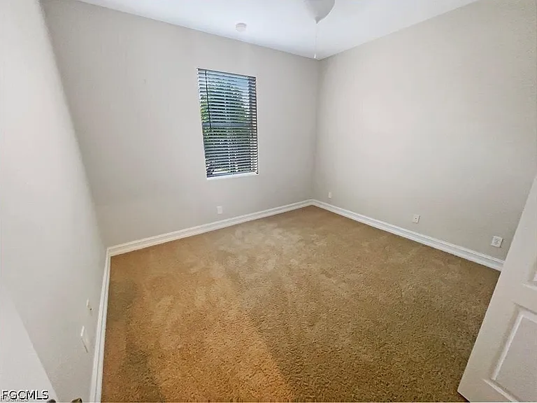 10257 Silver Palm Dr — Photo 15