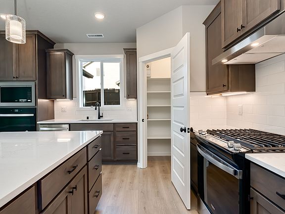 650 NW 28TH ST by Aho Construction