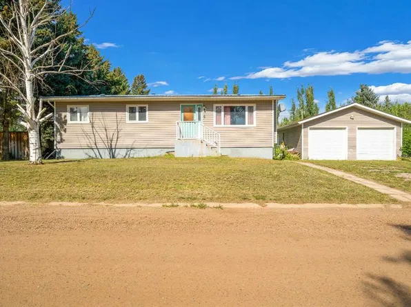 190014 S 12th St W #2, Newell County, AB T1R 1A6