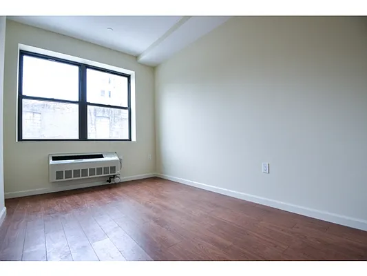 Rented by Bellmarc Realty | media 20