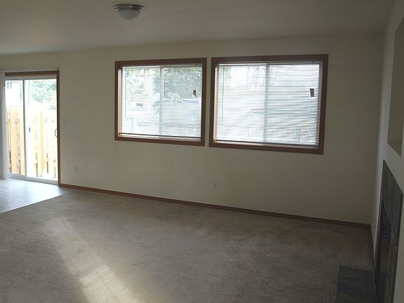 5th image of 16719 A St S