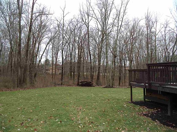 3rd image of 4688 Blackgum Ct