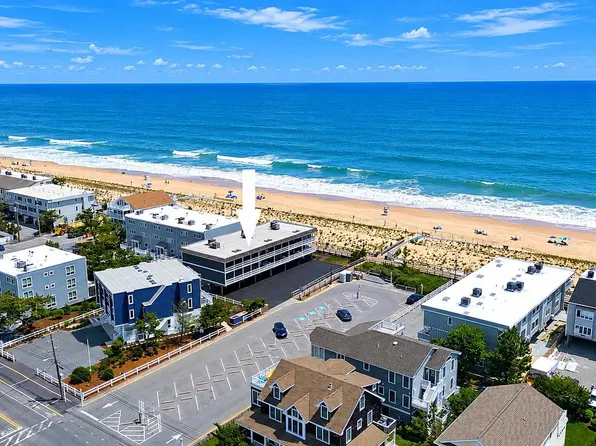97 Central Blvd E, Bethany Beach, DE 19930