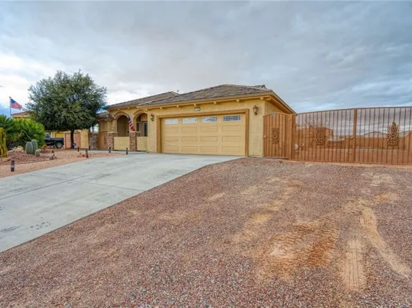 6780 Sandpebble St, Pahrump, NV 89061