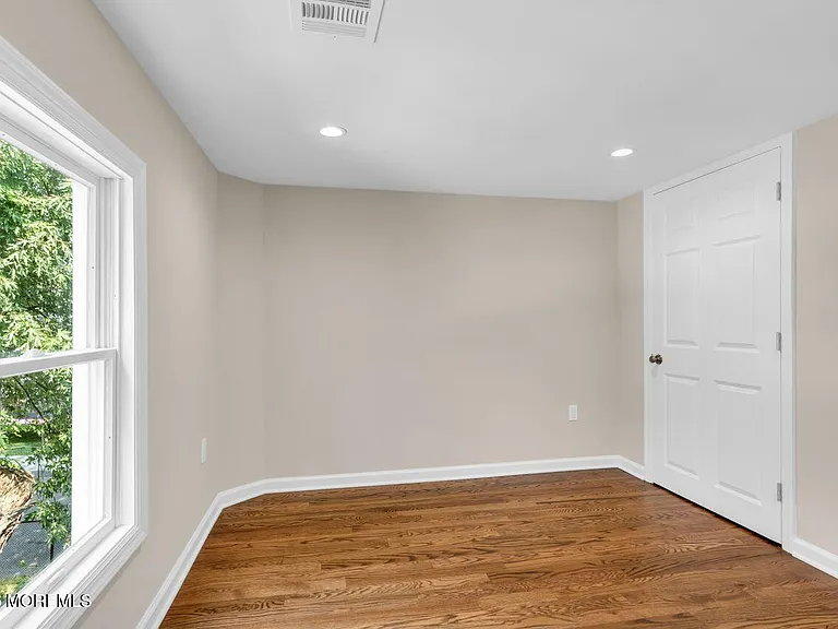 18 Maple Ave #A — Photo 19