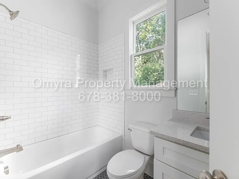 712 Glenwood Ave SE #B — Photo 15
