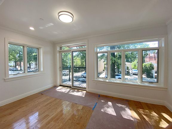 5th image of 211-15 45th Dr Unit 2