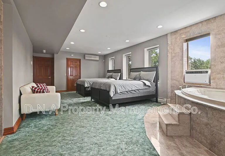 133 Montanesca Rd — Photo 31