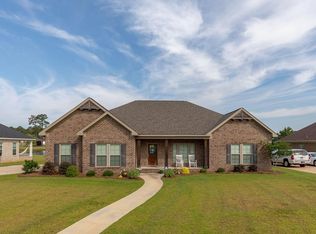 303 Cotton Ridge Ln, Dothan, AL 36301