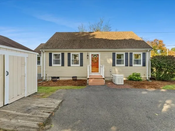 291 Cedar St, East Bridgewater, MA 02333