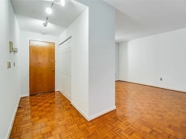 1 Greene Street image 7 of 22