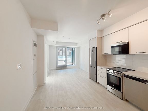 3rd image of 75 James St S #315