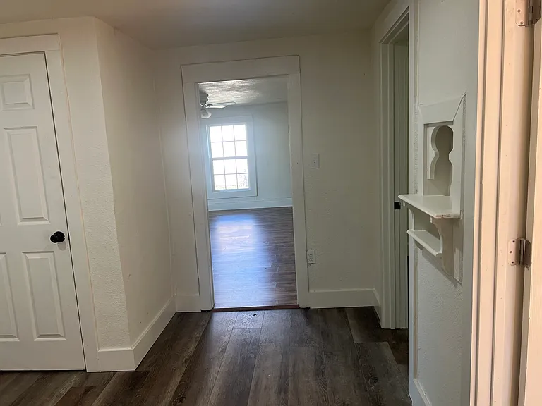 108 Brown St — Photo 7