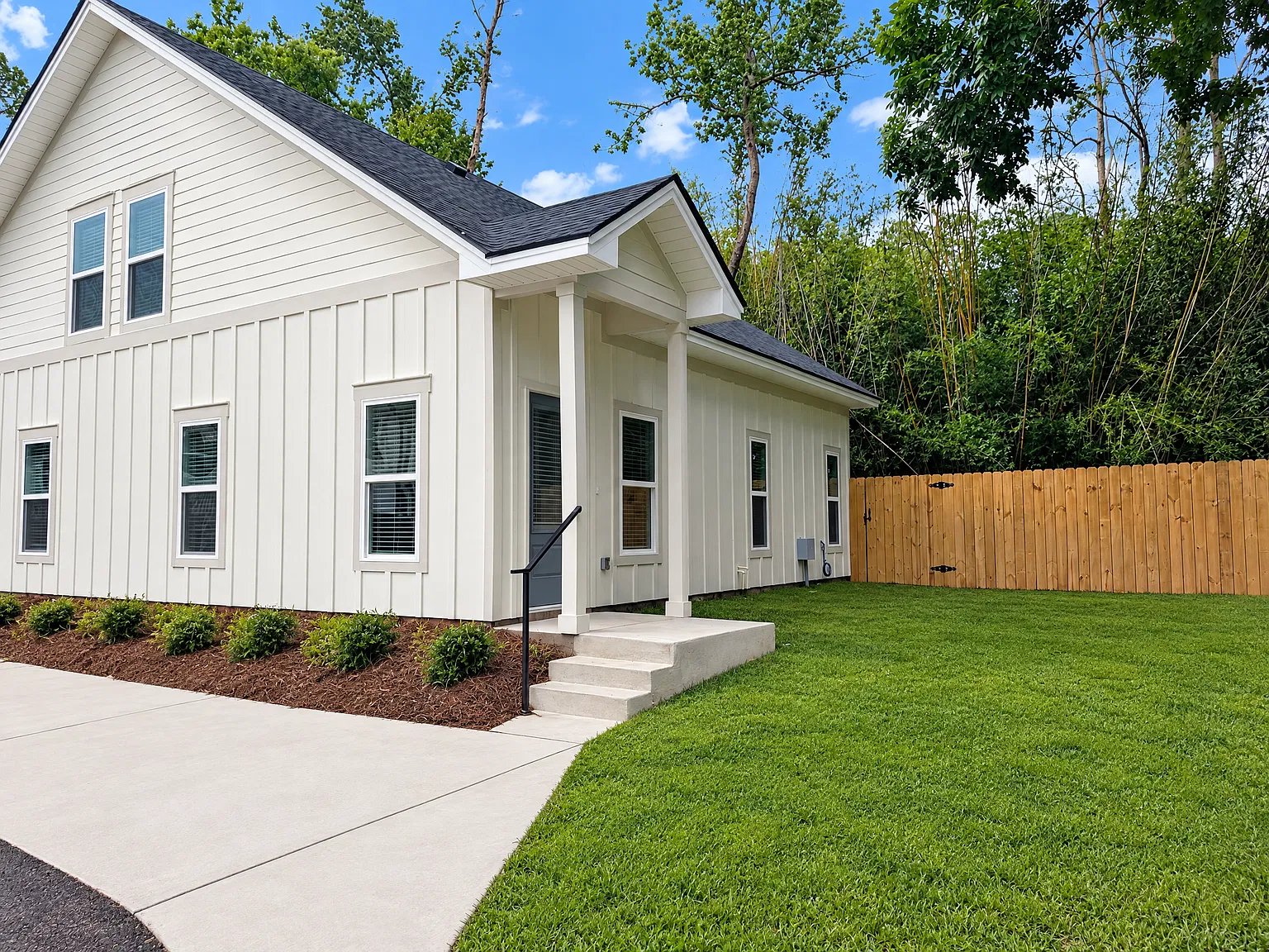 The Cottages at Vine Betton — Photo 1