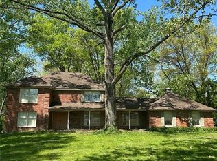 2055 N Ballas Rd #0, Saint Louis, MO 63131