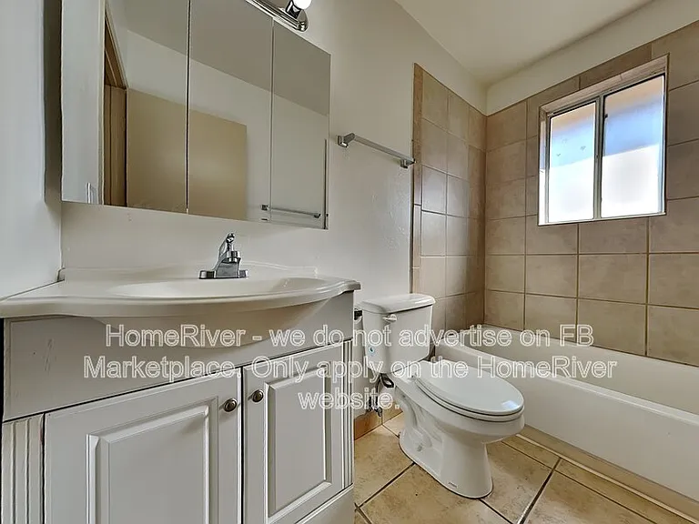 2460 Palisades Dr #2 — Photo 9