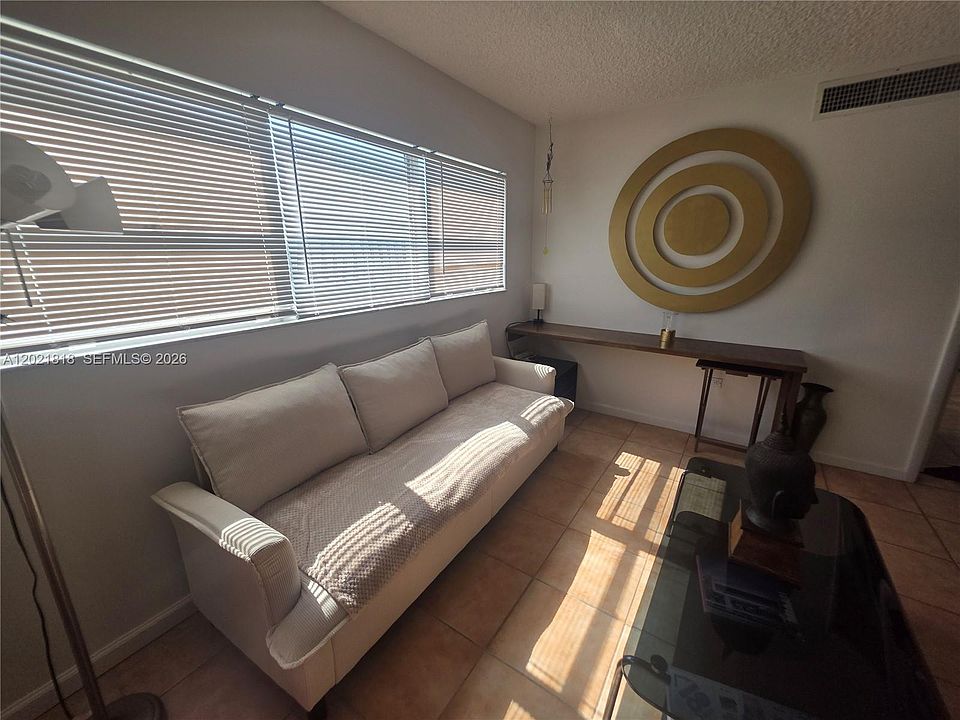 1st image of 1881 Washington Ave APT 6H
