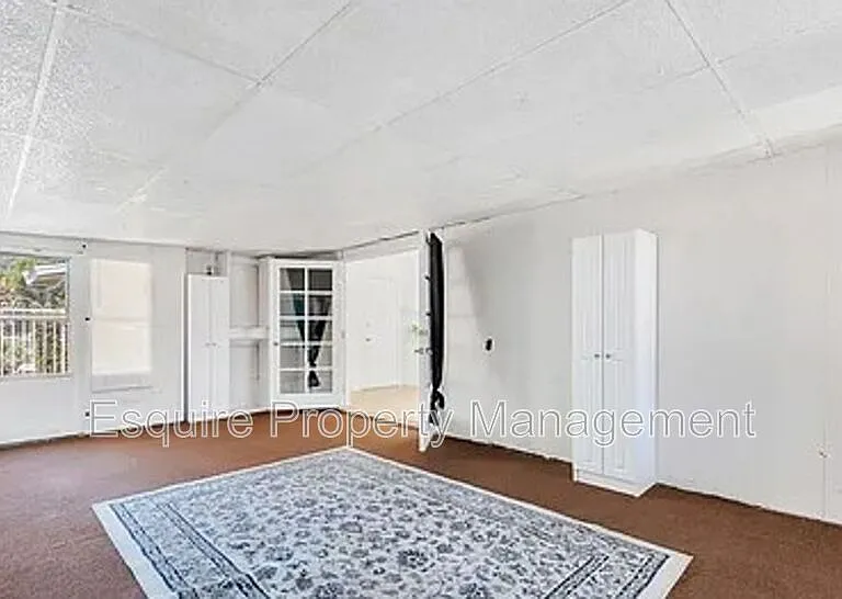 906 Granby St — Photo 25