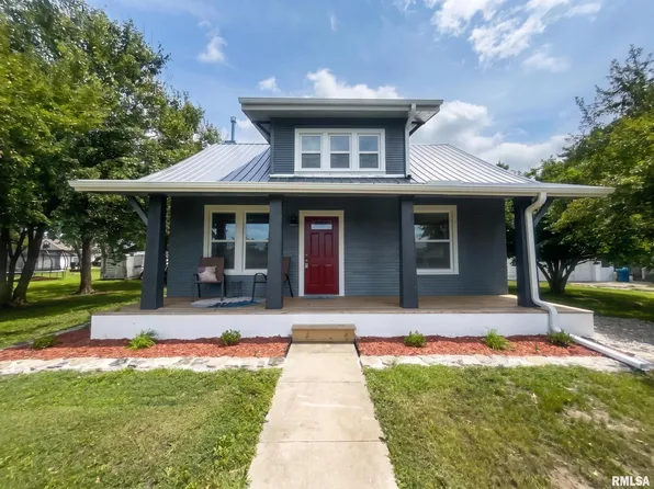 341 S Wilson St, Mendon, IL 62351